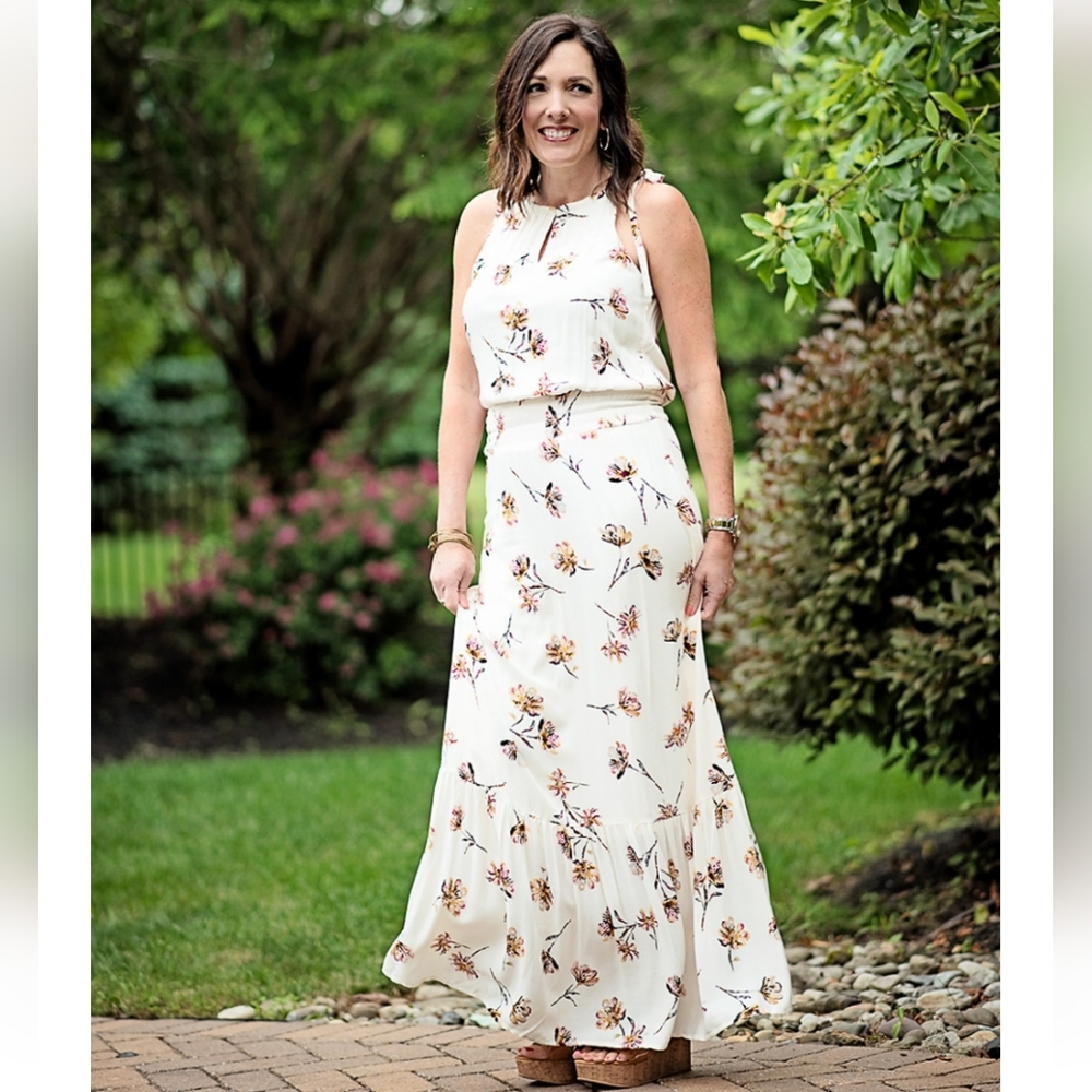 Floral Print Smocked Waist Maxi Dress. Sz S.